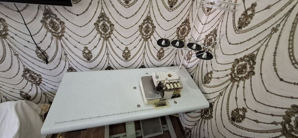 Averlok moshina yangi 2 million so'm . Yangi.