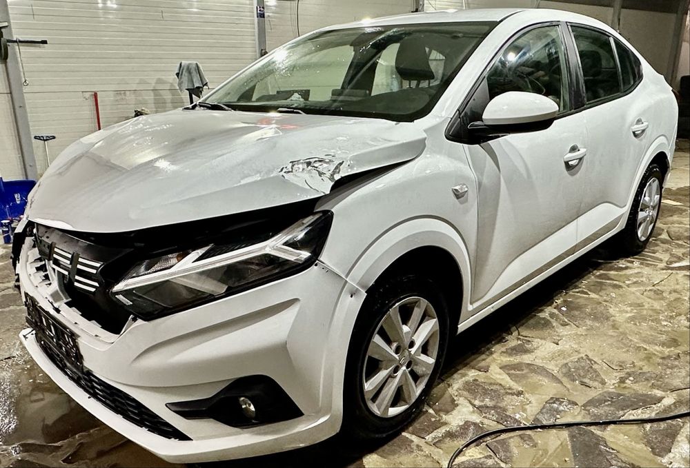 Dacia Logan Comfort 2024 20.000km 1.0TCe Usor avariat / Avariat