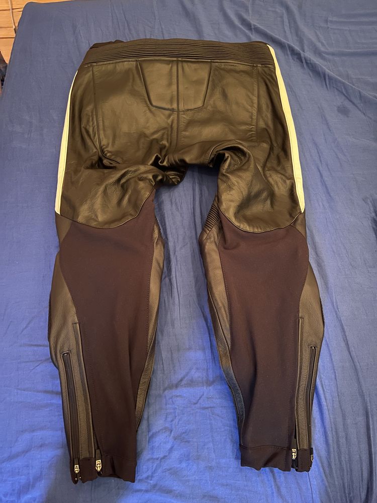 Pantaloni moto de piele de bărbați