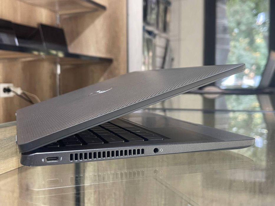 Ноутбук Dell Noutbook i 5 / 11