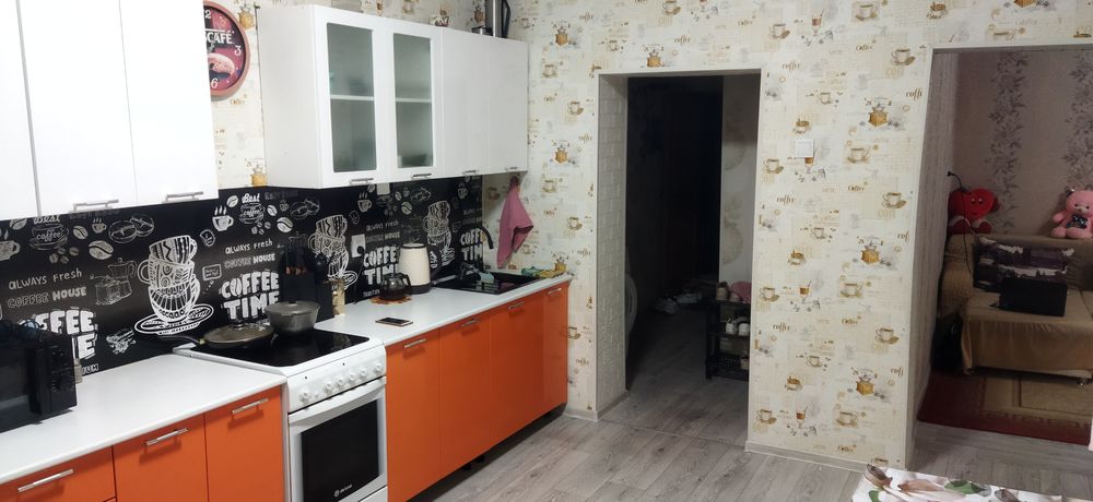 Продам 3-х комнатную квартиру в городе Усть-Каменогорске на Левом бере