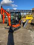 Excavator /miniexcavator de închiriat