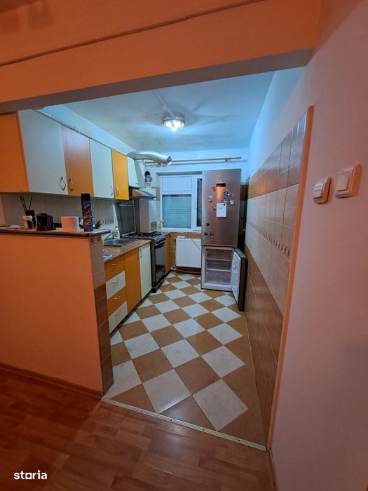 Apartament 2 camere de vanzare Adjud - Casa de Cultura