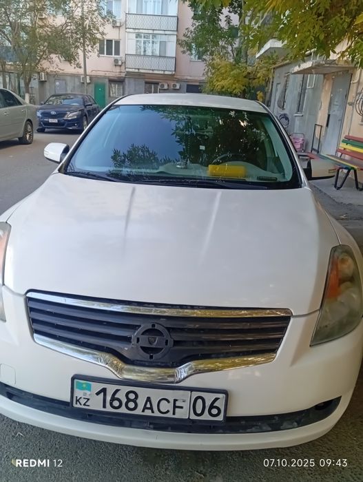 Продам машину nissan altima