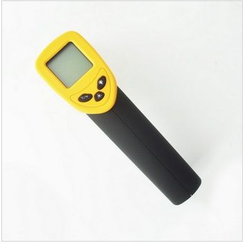 Термометър безконтактен  от - 50 C до  + 380 C Infrared Digital IR