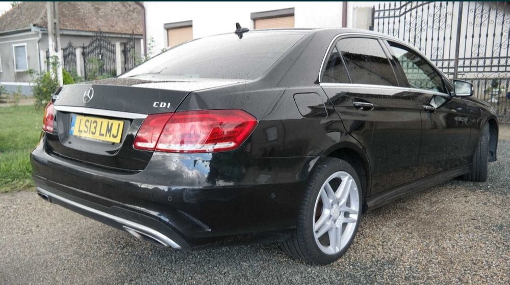 Dezmembrez Mercedes E-Class 2.2 170 cp Automat OM651