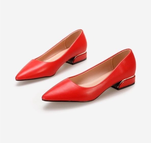 Pantofi eleganți damă, toc de 3cm,model nou,cutie,saculet