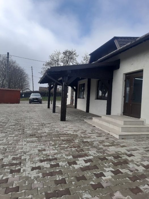 Spaţiu Comercial de vànzare sau de ìnchiriat, 230m2, ìn Vadu Moldovei