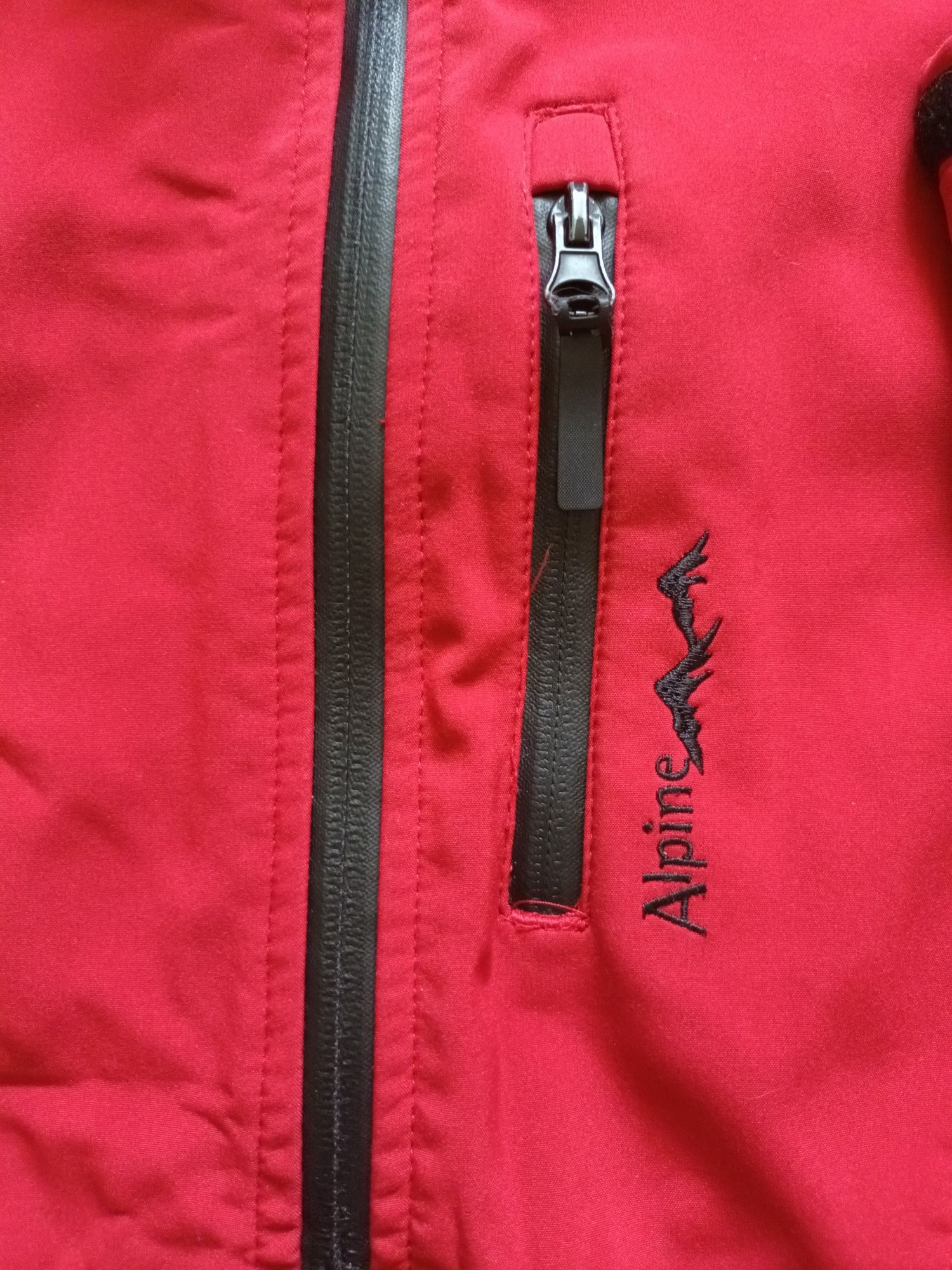 UNDER ARMOUR  ALPINE BENCH дамски тренч худи софтшел дъжд спорт