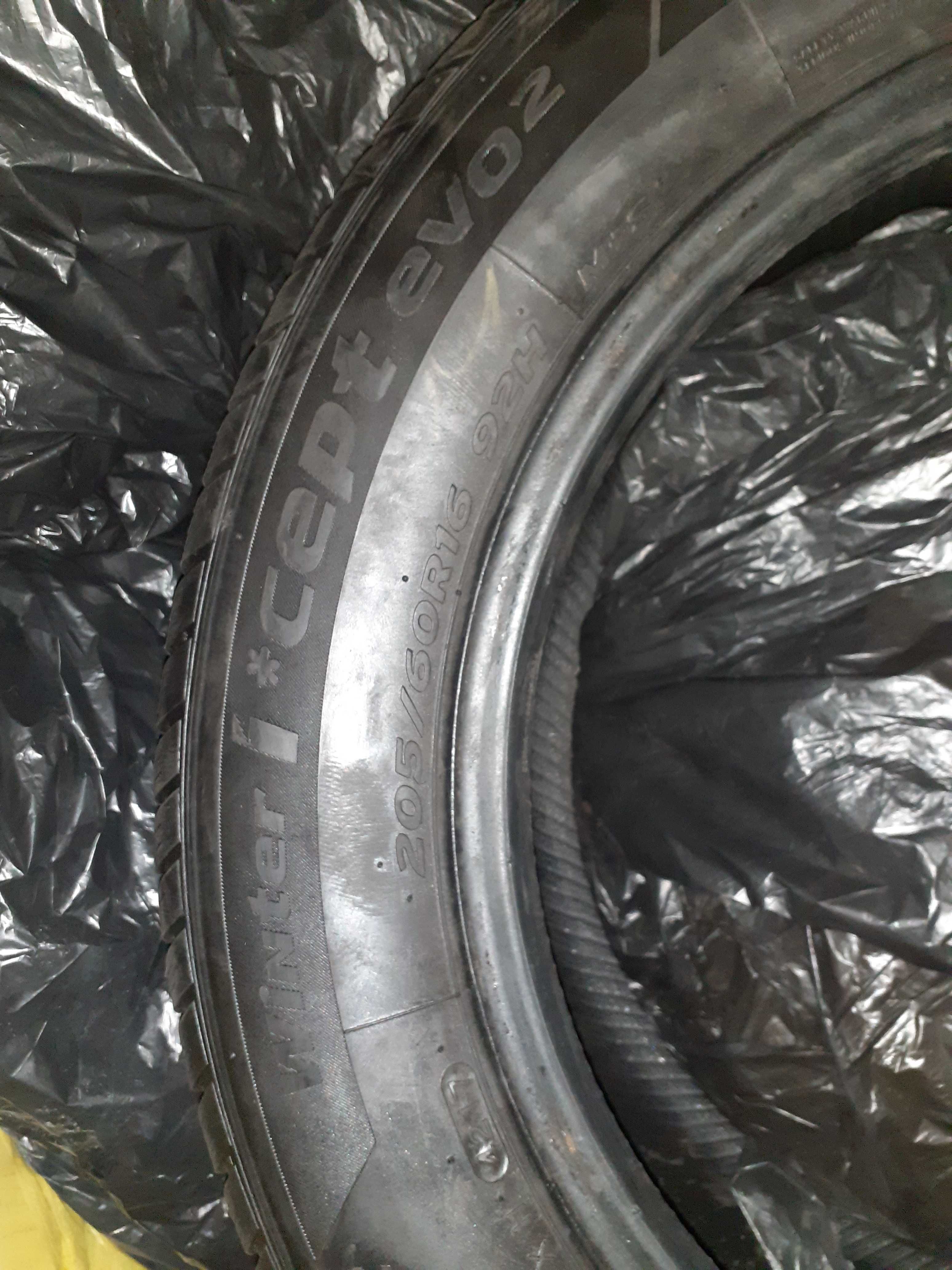 205/60/R16 Hankook Winter