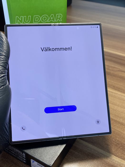Samsung Galaxy Z Fold 6 Duos / Garanție 12 luni / 256 Gb / Foarte bun