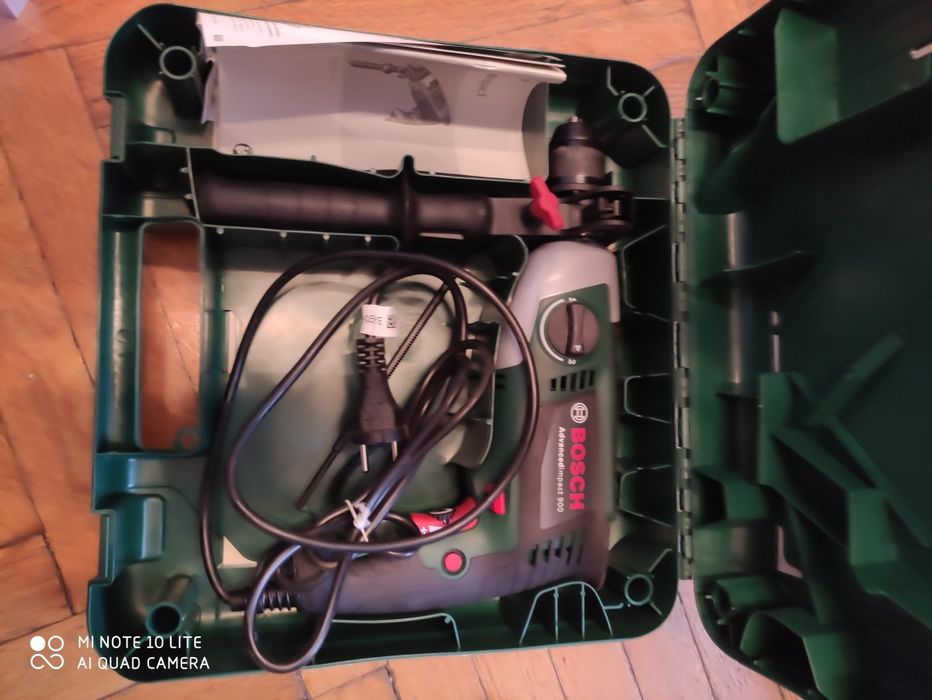 Bormașină Bosch AdvancedImpact 900 – 900W, nouă, cu percuție