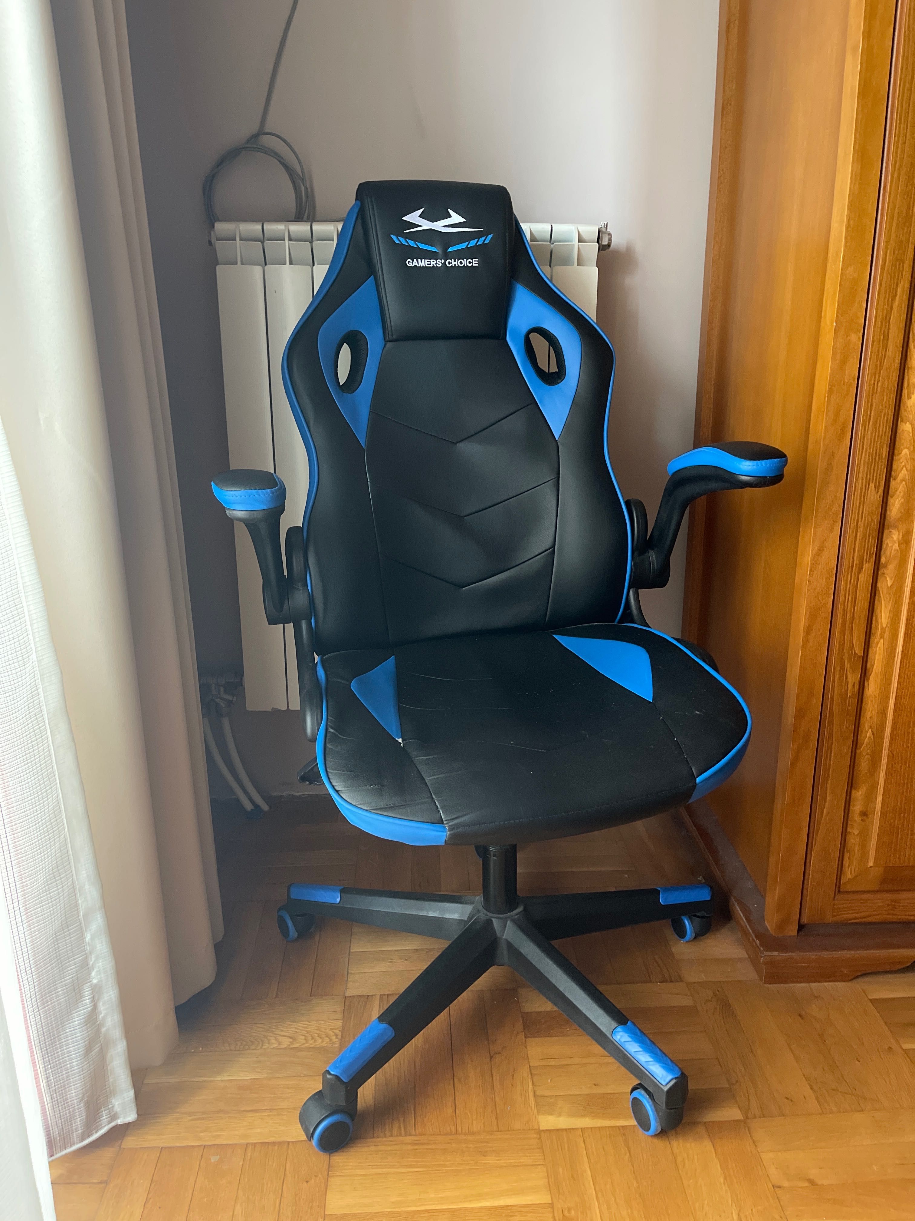 Гейминг стол (gaming chair)