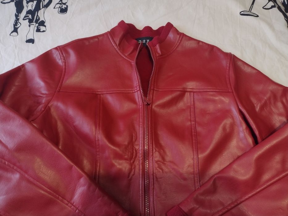 Много топличко кожено яке с поларена подплата.