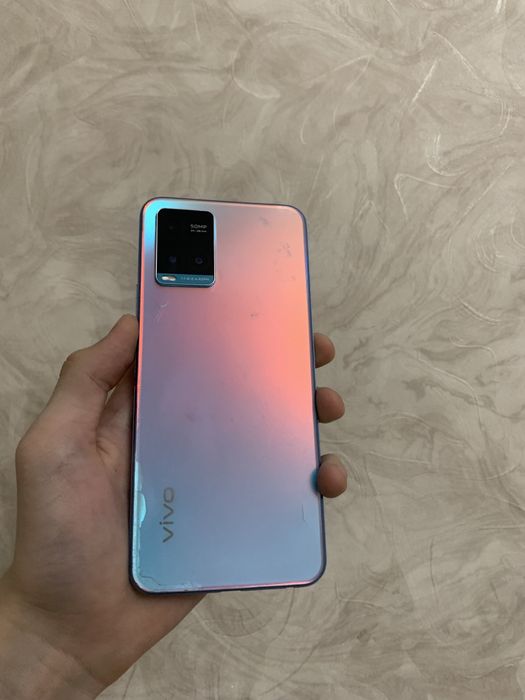 Продаю телефон Vivo Y33s