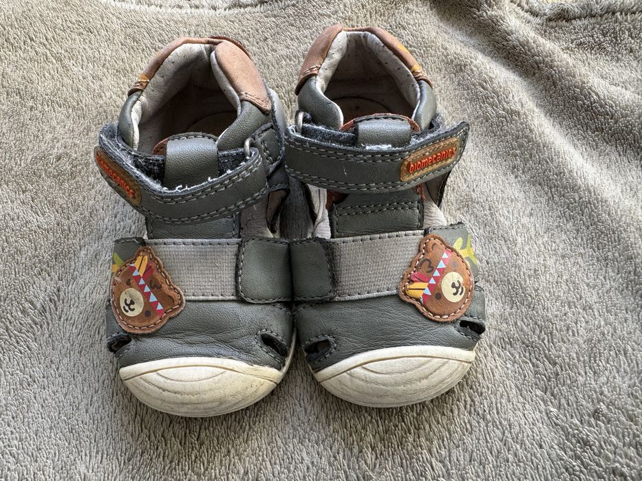 Sandale biomecanics 20