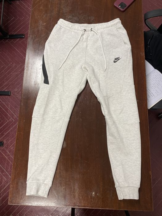 Nike tech fleece marimea S
