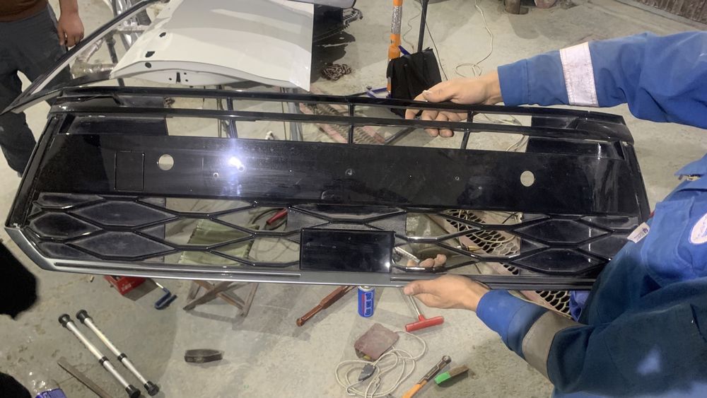 Продам решетку радиатора