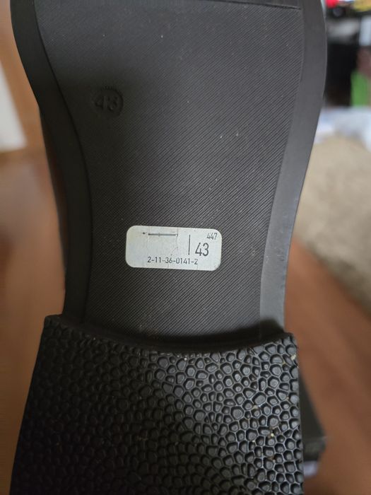 Мъжки боти от естествена кожа PAT CALVIN  43 номер