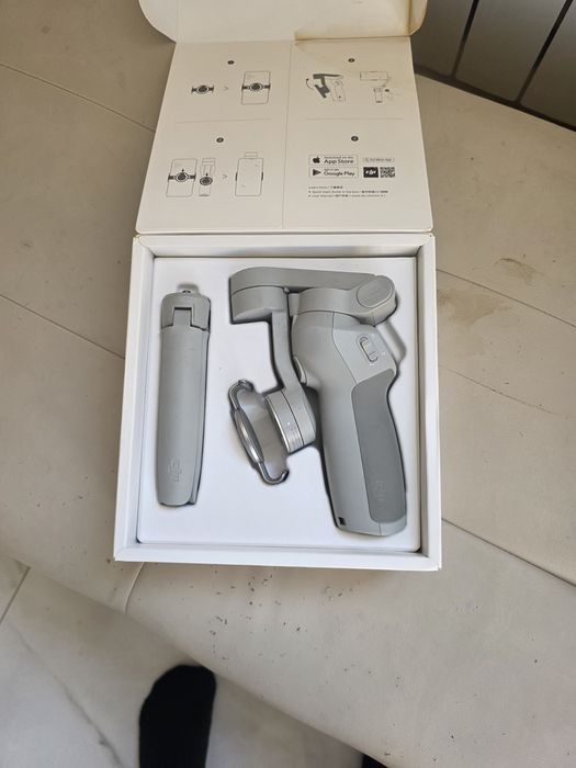 DJI  osmo mobile om  4