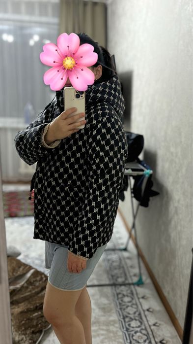 Продам зимнюю куртку