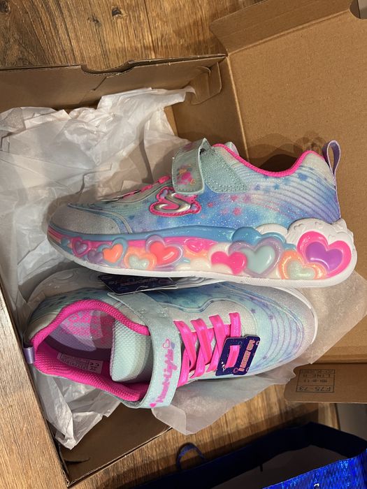 Детски маратонки Skechers ETERNAL HEART LIGHTS 35 номер