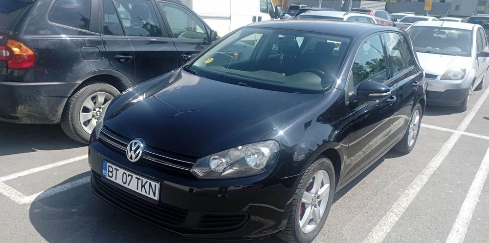 Vând Volkswagen Golf VI. Negociabil!