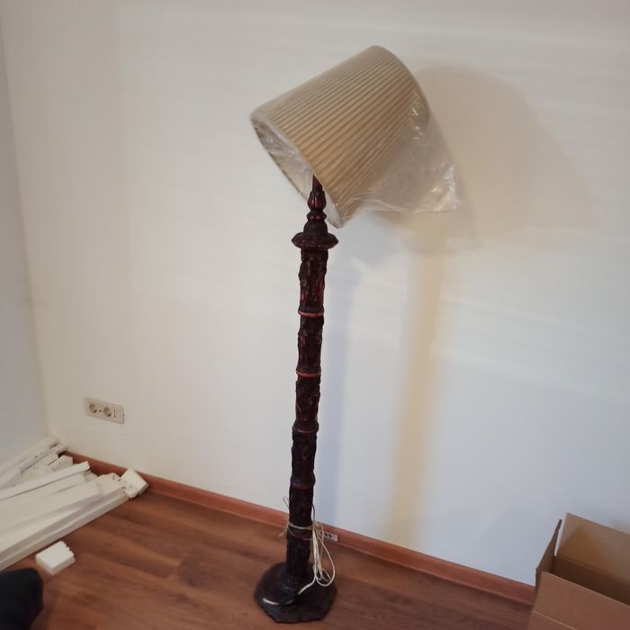 Lampadar 1,8 m cu motive japoneze