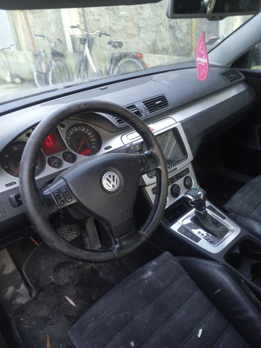 Dezmembrez vw passat B6 BMR