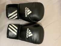 Manusi kickboxing Adidas