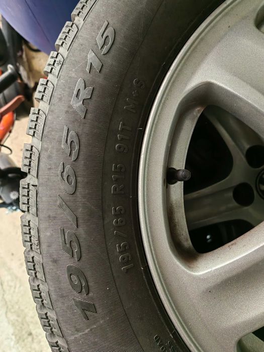 Anvelope M/S Pirelli Snowcontrol 195 65 R15