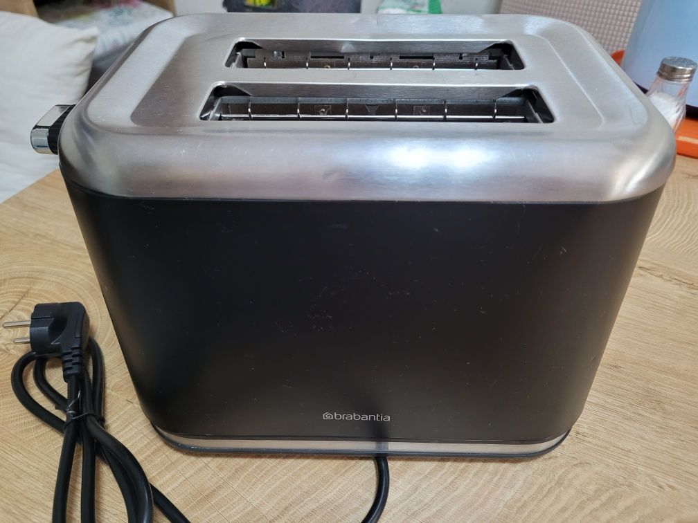 Тостер Brabantia