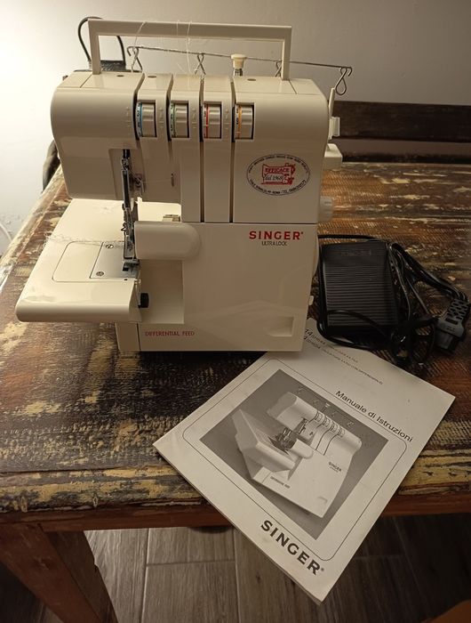 SINGER Masina de surfilat 14SH654