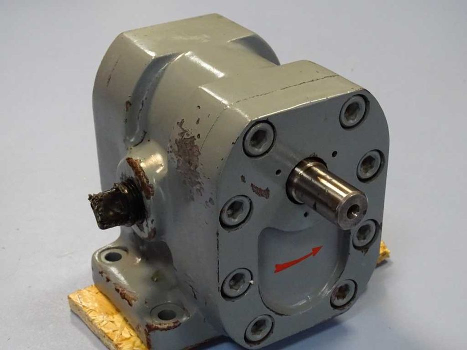 хидравлична помпа Г11-23А 25L/min 1450min-1