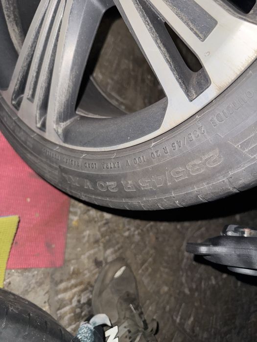 8 anvelope Continental , 235/55/18, 235/45/20