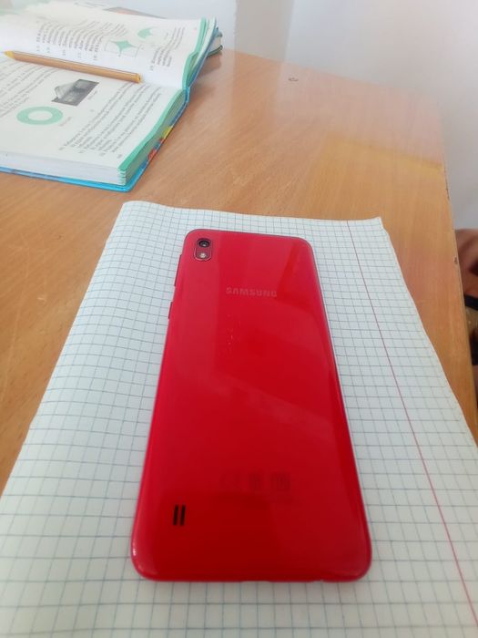 Продам самсунг А 10
