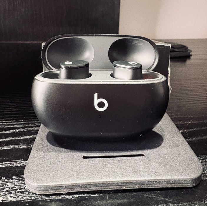 Beats Studio Buds  în Garanție cu  Active Noise Canceling