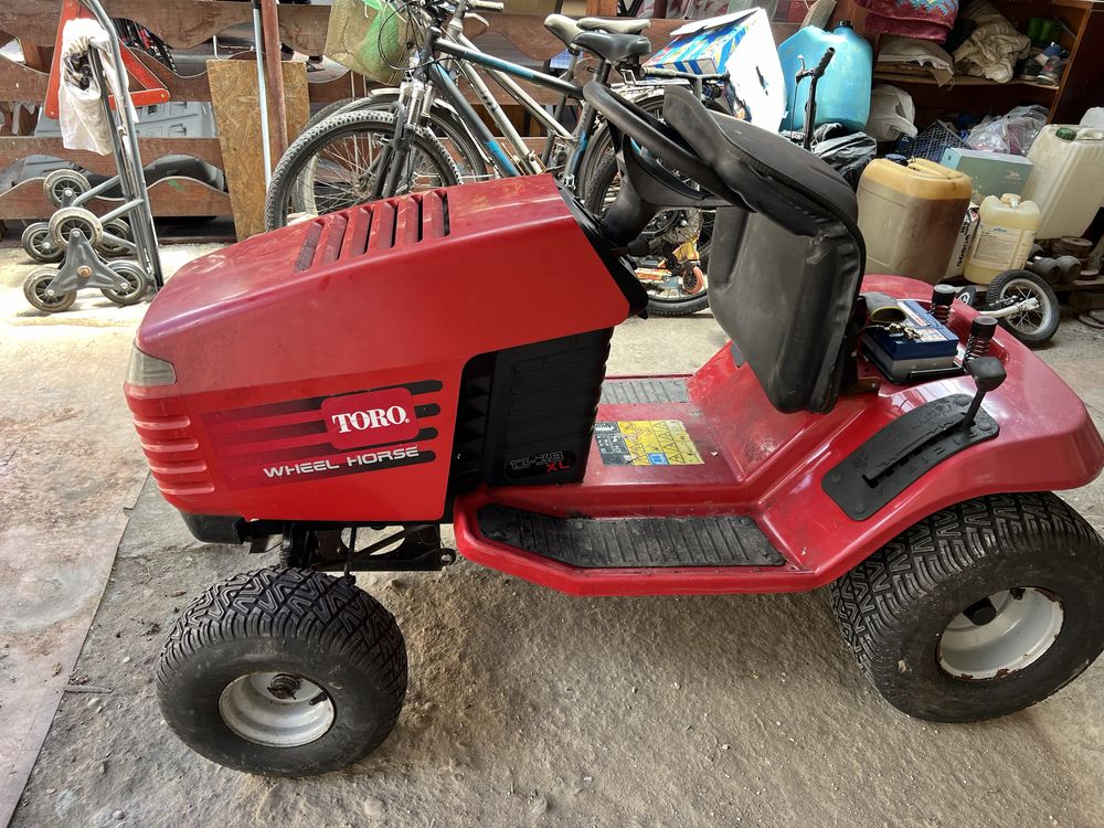 Tractoras gazon Toro