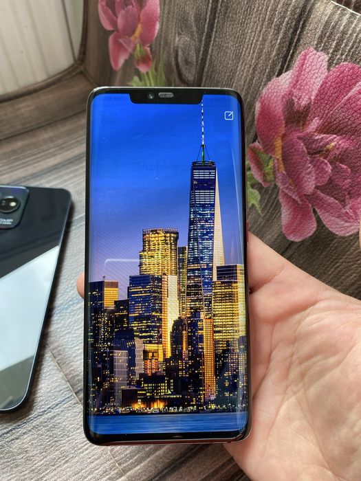 Vand huawei mate 20 pro (400 lei),zte blade v50(200 lei),ambele 600