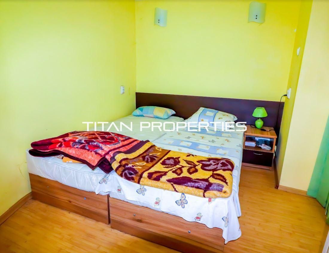 Дава се под наем Етаж от къща в Варна, Център - 30 кв.м за 250 € - Снимка #6