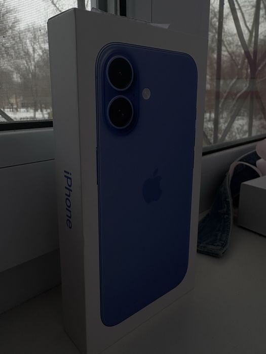 IPhone 16 в идеальном сост.
