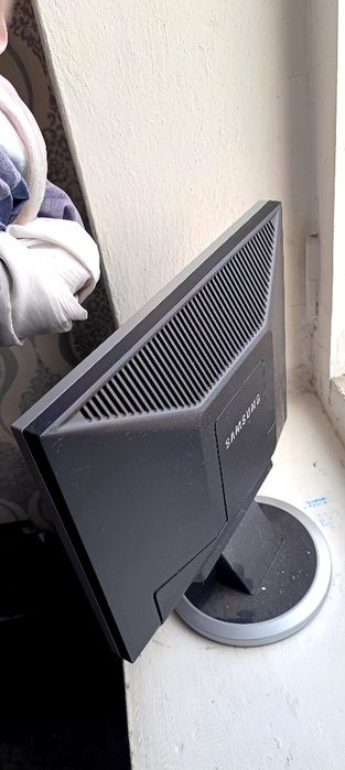 Монитор syncmaster