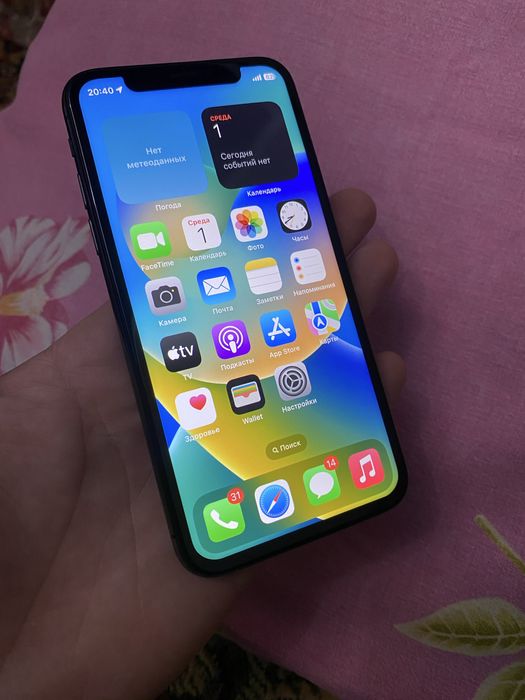Продам телефон Айфон Х 64Gb