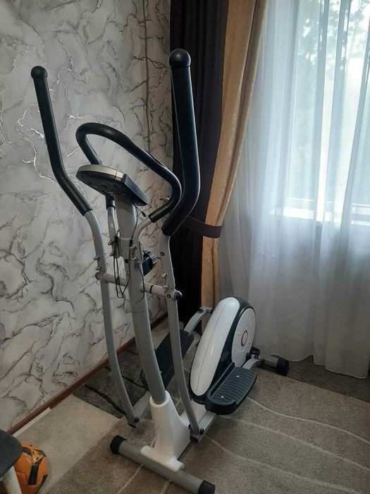 Продам эллиптический тренажер Sport Elite SE-602 в отличном состоянии