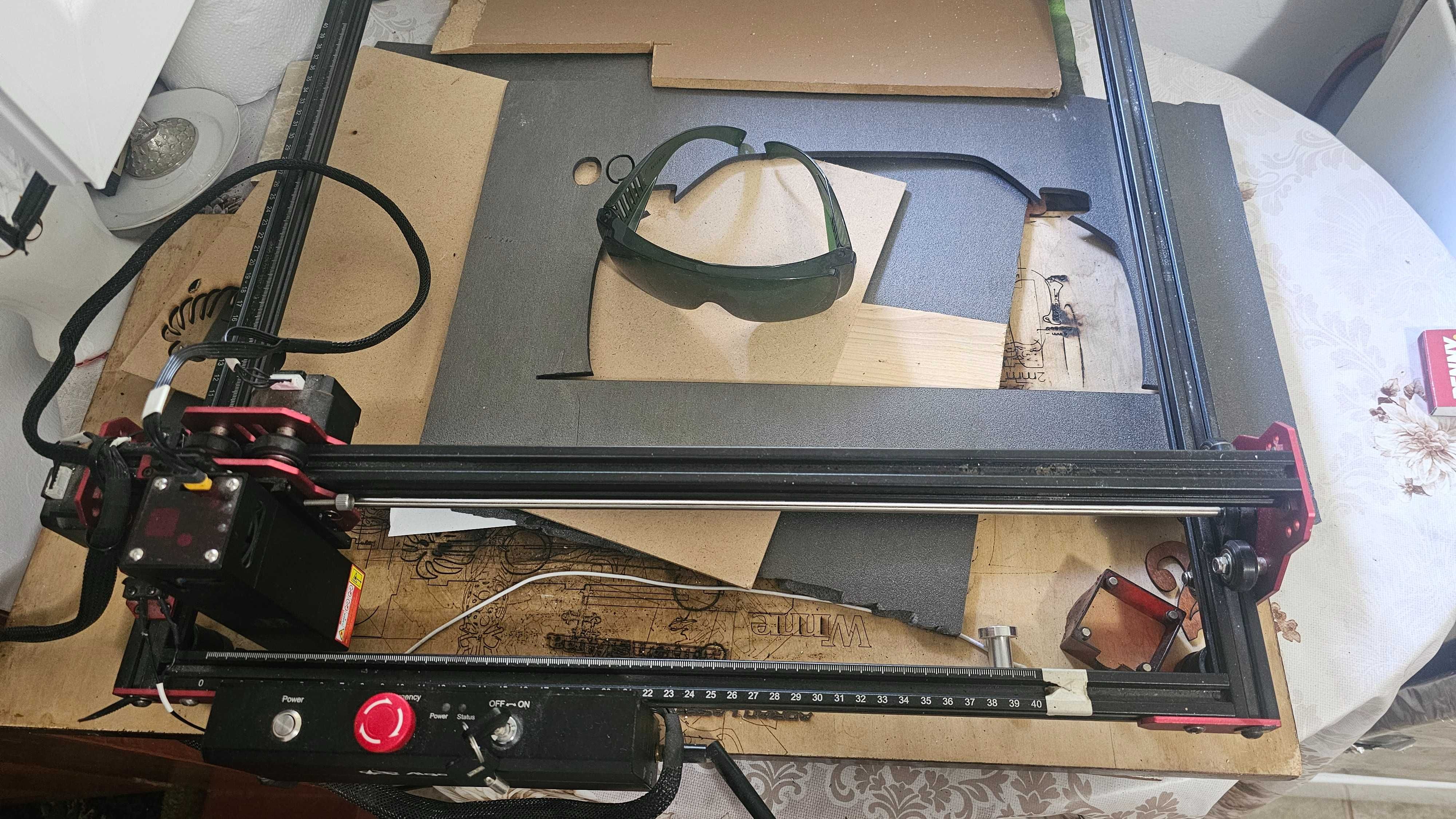 Laser gravura si taiere CNC 10w