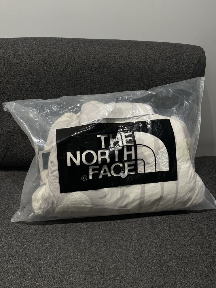 The North Face TNF X KAWS Retro Nuptse 1996 - Мъжко Яке