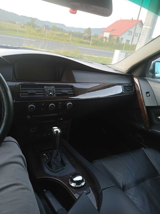 BMW seria 5(525) Vând/schimb cu 2xATV
