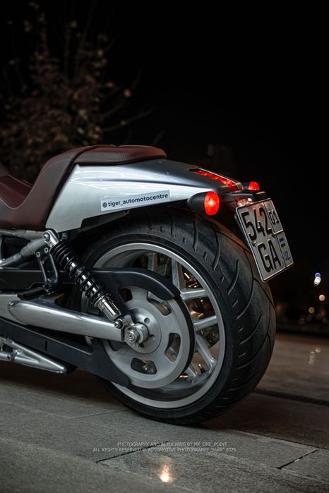 Harley Davidson V Rod Chrome