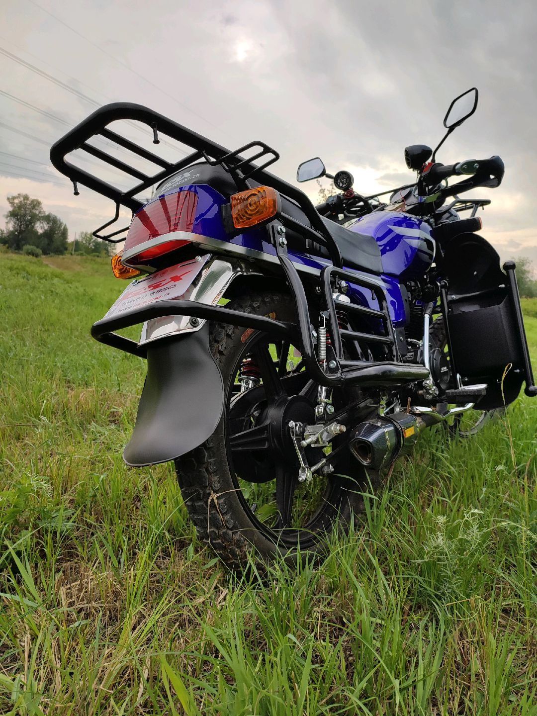 Продам мотоцикл Suzuki Gsx 200cc