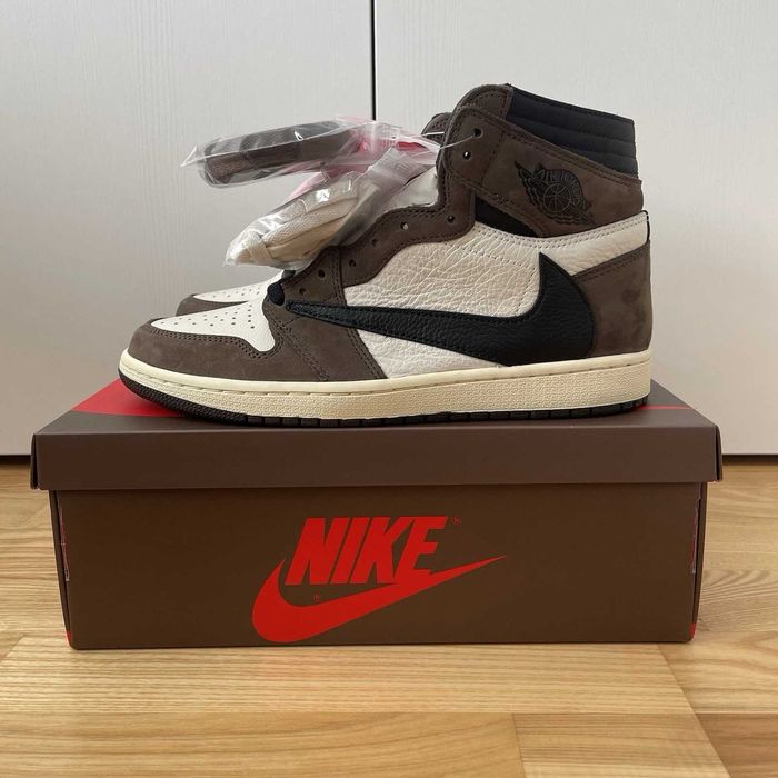 Adidasi NIke Jordan 1 X Retro Travis Scott Mocha Cactus Jack